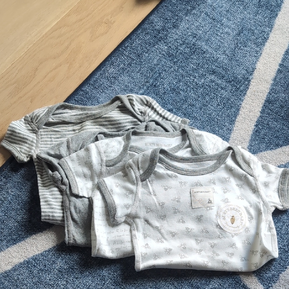 Burt's Bees Baby Gray and White Short Sleeve Tees